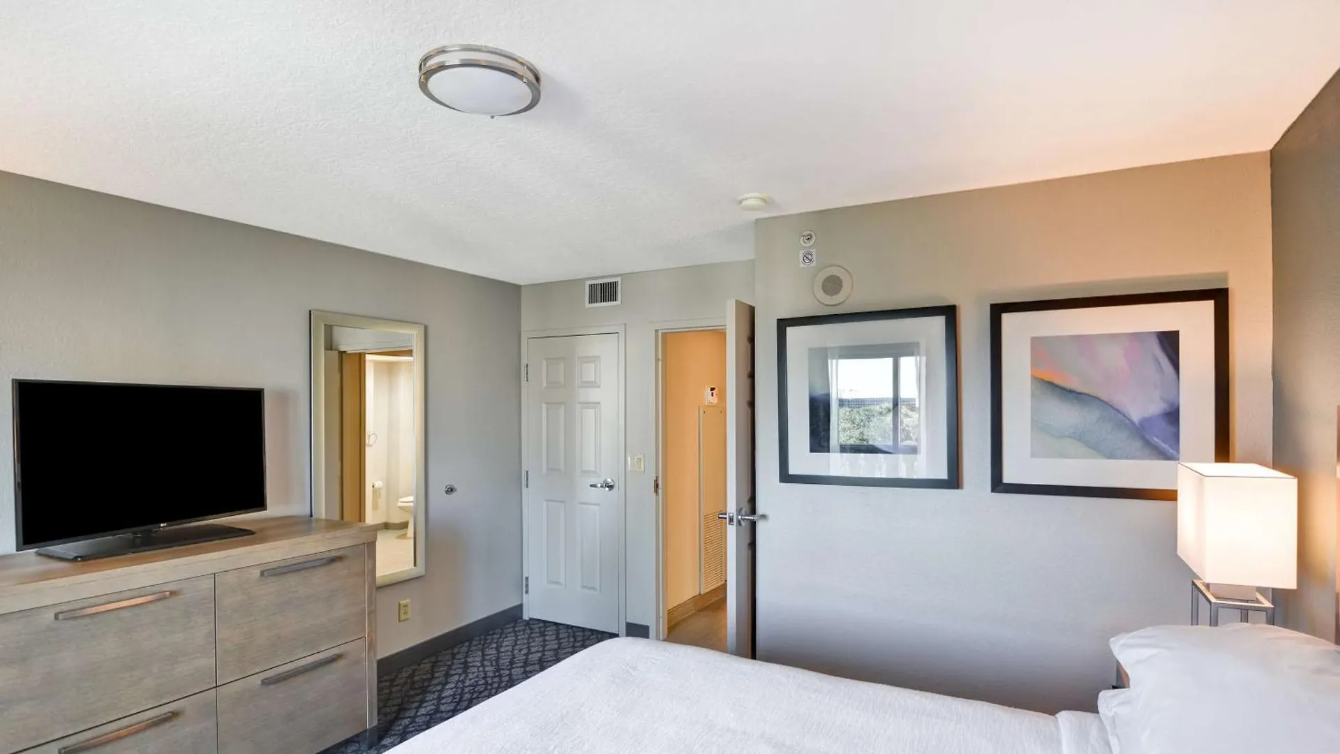 *** Hotel Embassy Suites By Hilton Orlando Downtown United States