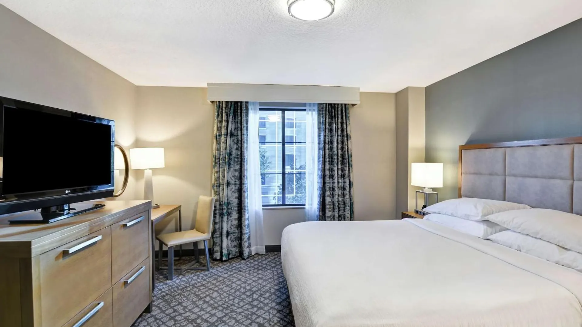 Embassy Suites By Hilton Orlando Downtown